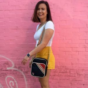 Meet your Posher, Ella